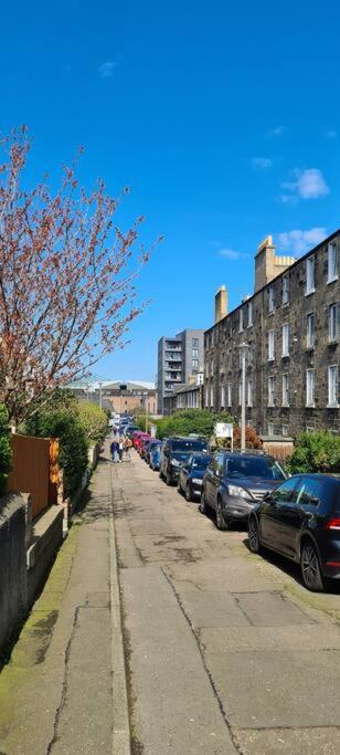 Nice Central Flat Walk To Princes Streetroyal Mile Edinburgh Exterior photo